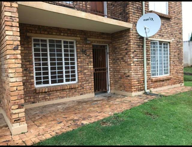 2 BEDROOM TOWNHOUSE FOR SALE IN TERENURE